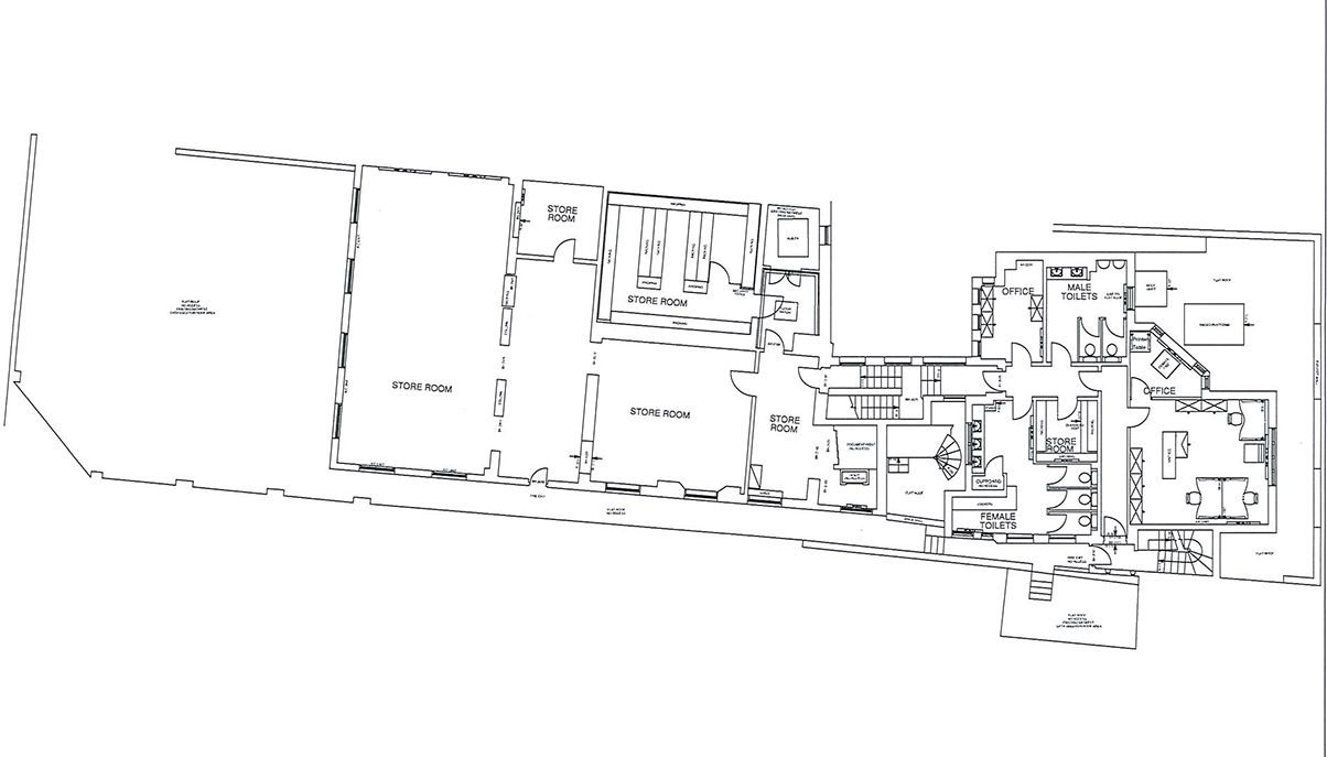 Lot: 118 - FORMER BANK PREMISES - UPPER PARTS PLUS PARKING WITH POTENTIAL -